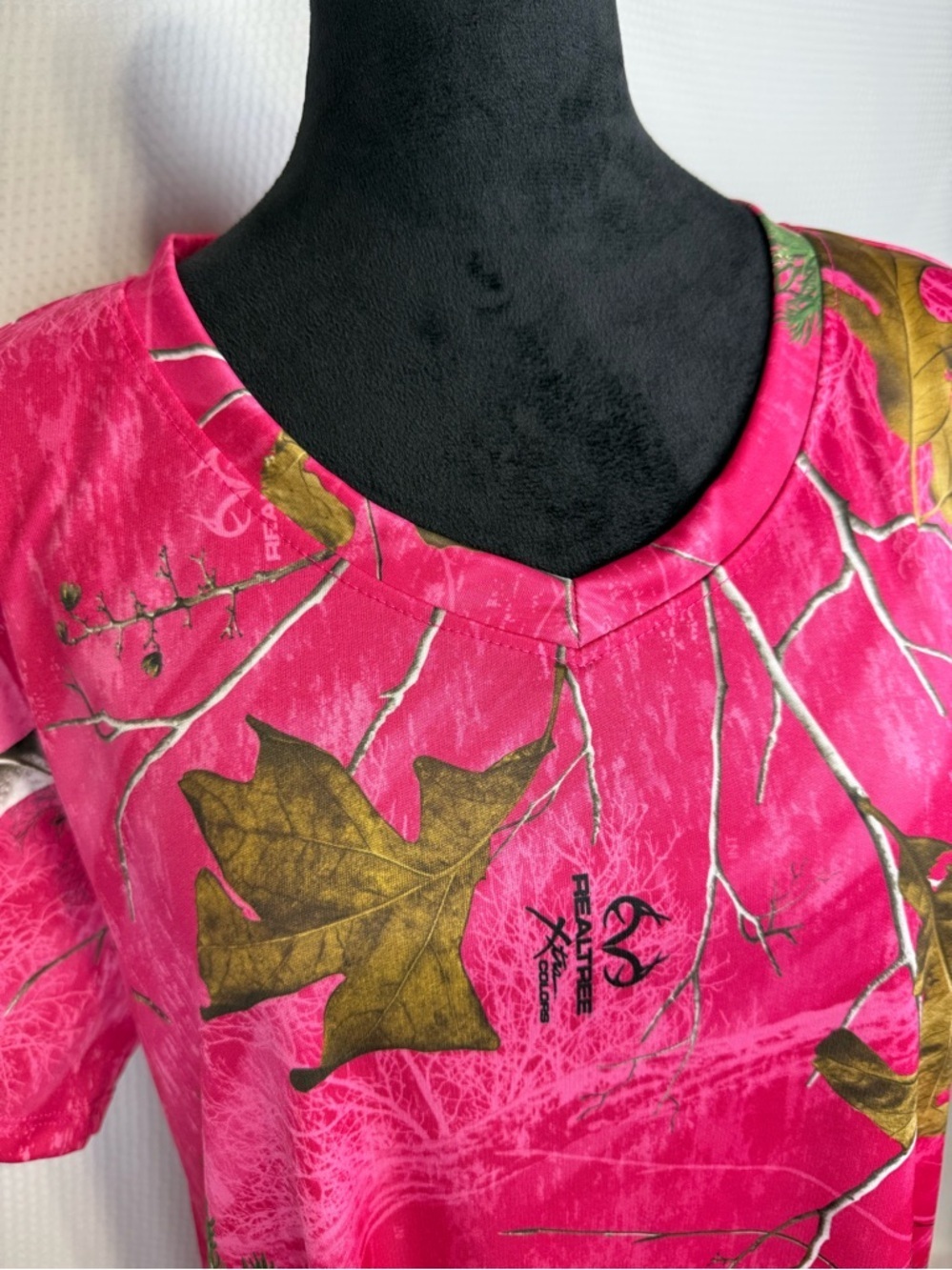 Realtree Pink Camo Performance Tee Shirt Women’s Plus Size 1X 16W Outdoors - Picture 4 of 13